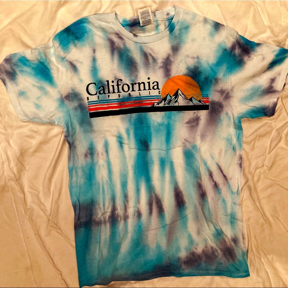 California Tie-Dye Tee